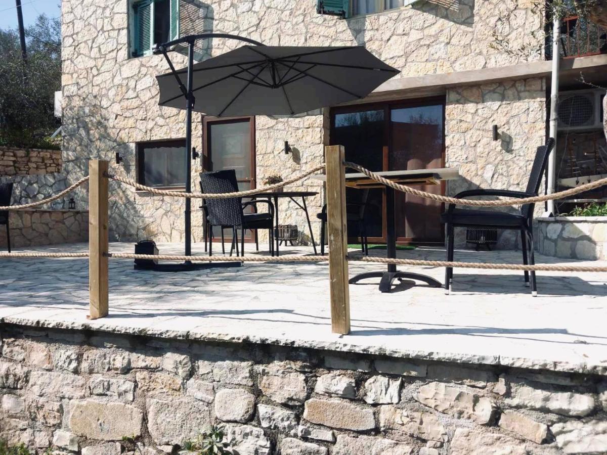 Moxy Paxos Apartments ガイオス エクステリア 写真