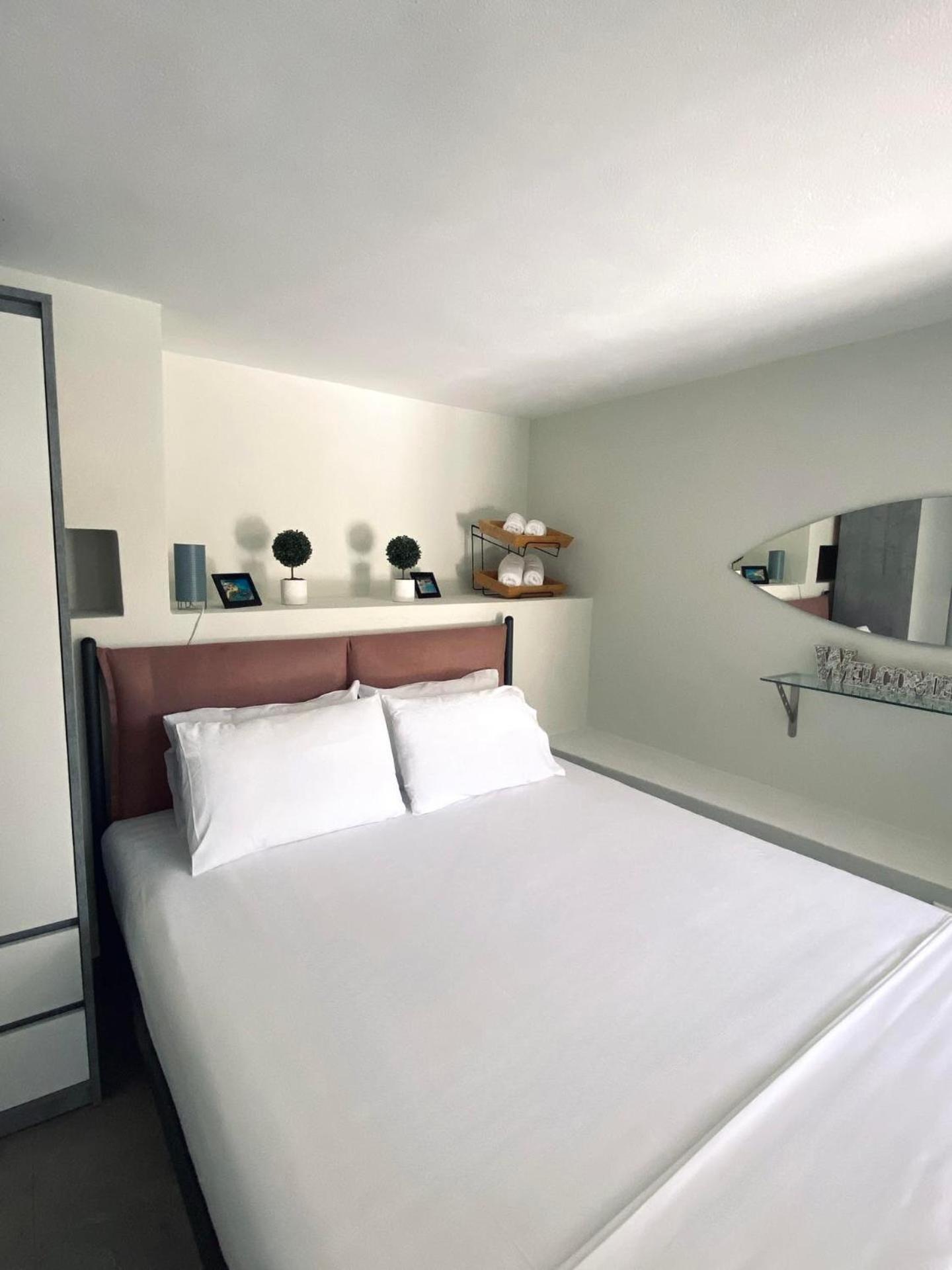 Moxy Paxos Apartments ガイオス エクステリア 写真